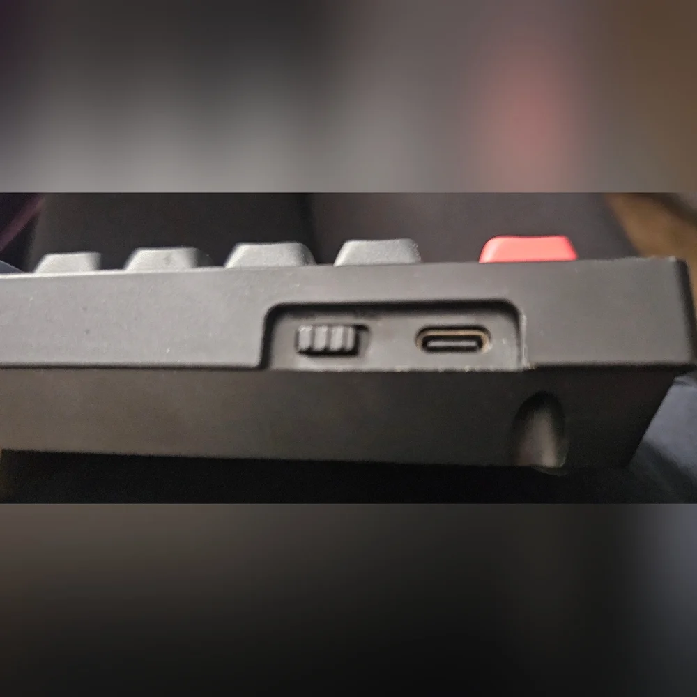Keychron V1 wired mechanical keyboard V1D3